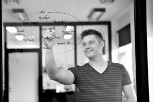 Underviser hos Aros Business Academy. Thommas